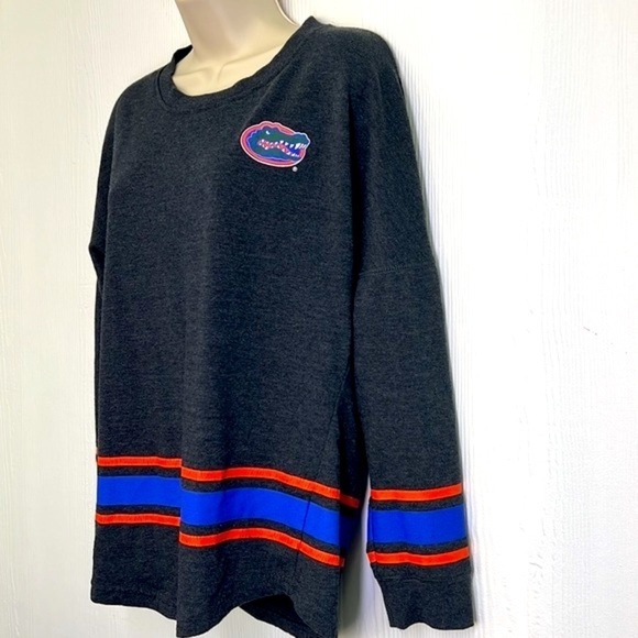 Colosseum - Florida Gators Long Sleeve Gator Graphics And Stripes Sweatshirt XS - Picture 5 of 11